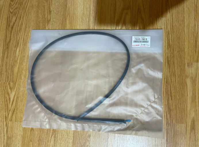 Toyota genuine OEM molding, windshield, outside LEXUS LEXUS