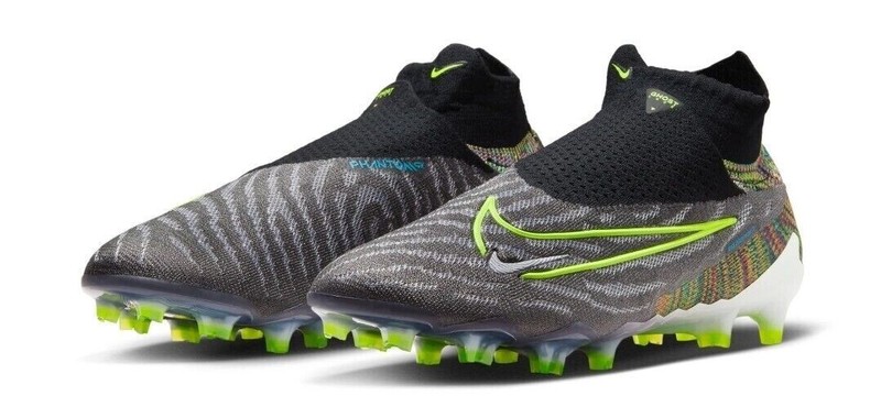 Size 13 us men - 47.5 EUR - Nike phantom