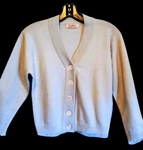 VTG 1950s GLASGO LTD. Cropped Pastel Blue Fine Knit Cardigan w Pearl Buttons, S