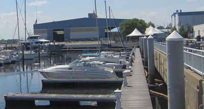 1997 Carver Boat