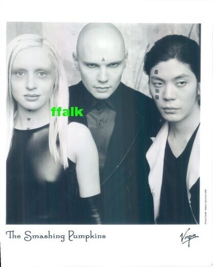 Press Photo: THE SMASHING PUMPKINS 8x10 B&W 1998