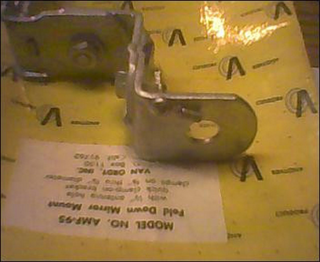 VAN ORDT AMF-95 CB Ham radio fold down mirror mount bracket