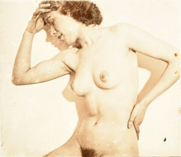 Vue Stereo, 6x13 Cm, Nu FÃ©Minin Ã©Rotique, Femme Se Tenant La TÃªTe