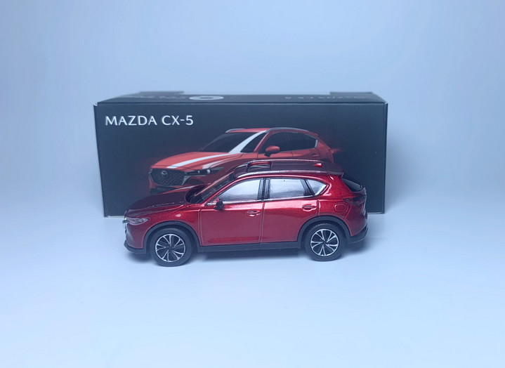 Mazda CX-5 1/43スケール ミニカー 1:43 Mazda CX-5 Blue color model car ( PLASTIC ! Black color