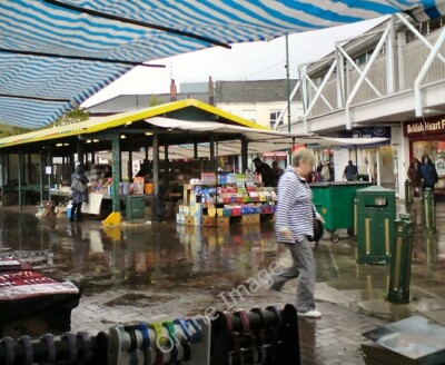 Photo 6x4 Heavy rain on Hyde Market Hyde/SJ9494 A sudden heavy shower is c2011