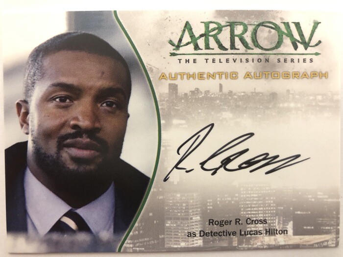 ARROW SEASON 1 Cryptozoic : Roger R. Cross DETECTIVE LUCAS HILTON A14 Auto