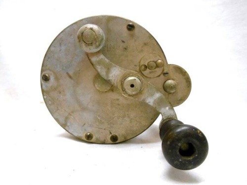Old Antique PFLUEGER ALPINE 2659 Fishing Reel LARGE Pat. 1925