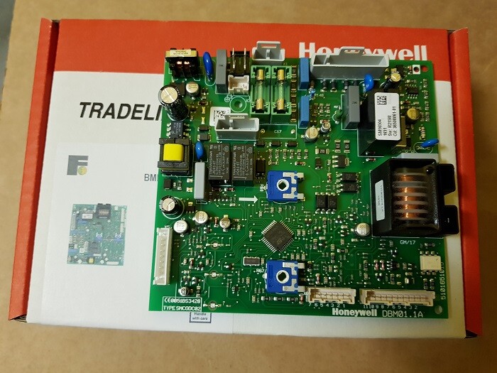 Ferroli Carte Commande Easybox Fereasy F24 Dbm01.1a 39820710 Honeywellsm16504