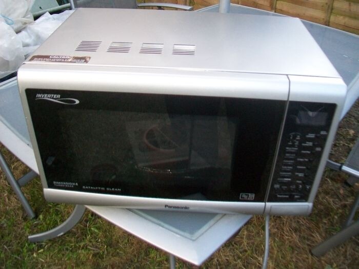 Panasonic Inverter Slimline Combi Microwave/Oven/Grill in Sidcup