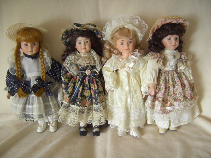 Large collection porcelain dolls in Aberdeen Gumtree