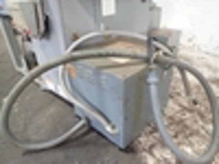 Nissei TH40 Vertical Injection Molding Machine, 40 US ton, Yr. 1999,#8070