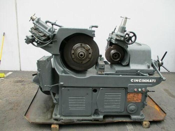 CINCINNATI #2 CENTERLESS GRINDER EA TYPE SERIAL # 2M2H1P-140