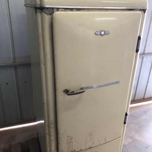 Antique Electrolux Fridge/Freezer Collectables Gumtree Australia