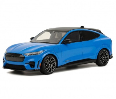 2021 FORD MUSTANG MACH-E GT PERFORMANCE GRABBER BLUE 1/18 BY OTTO MOBILE OT414