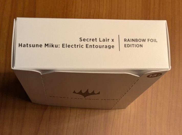 Secret Lair x Hatsune Miku Electric Entourage JP FOIL Secret Lair x Hatsune Miku Electric Entourage JP FOIL