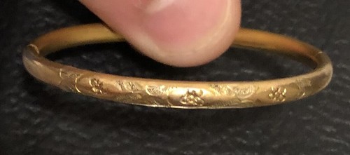 ANTIQUE VICTORIAN FLORAL ETCHED GOLD FILLED BABY CHILD BANGLE