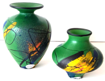 2 EXQUISITE, SMALL ART GLASS VESSELS - ROMANIA - Signed Nemtoi