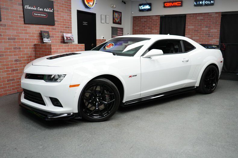 2015 Chevrolet Camaro Z28 2dr Coupe 30680 Miles Summit White Coupe 7.0L V8 Manua