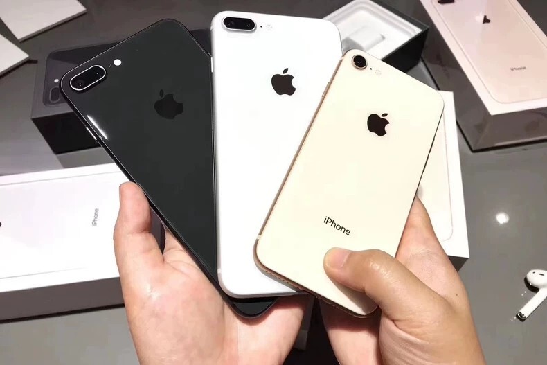 iPhone 8 Plus ホワイト iPhone 8 Plus White, Black, Gold & Red 64gb, 256gb Unlocked