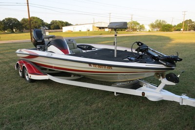 2007 Triton TR-20x2, bass boat, 225 hp mercury, tandem axle trailer