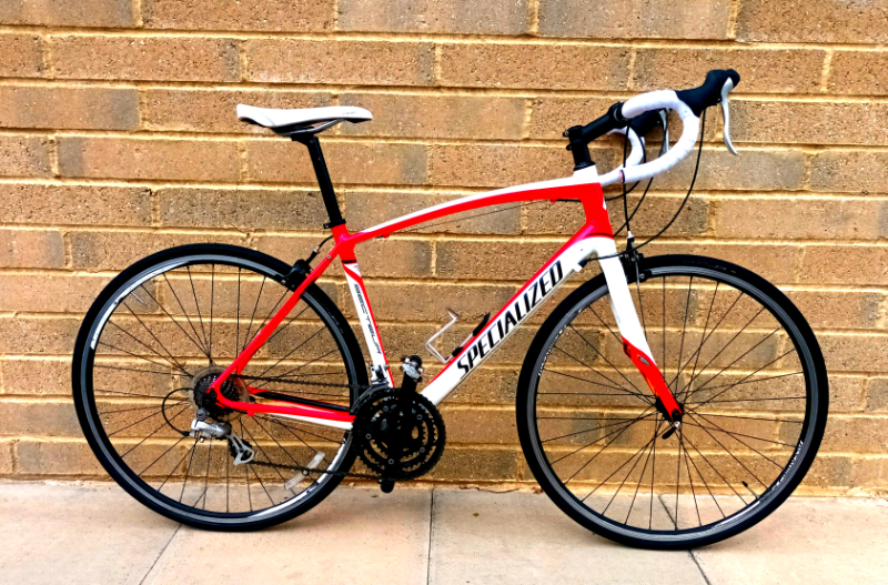 Specialized secteur sport road bike 55cm"22 in Islington, London