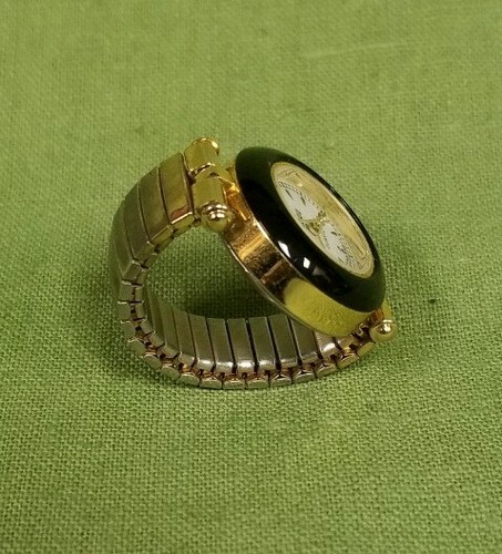 Visage Signed Black Enamel Quartz Vintage Expandable Band Ring Watch Gold Tone