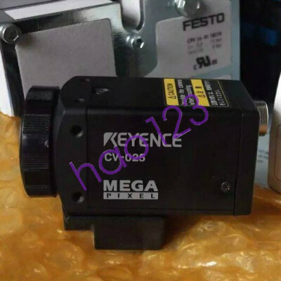 ONE NEW KEYENCE CV-025 Vision industrial camera in Box DHL/FedEx