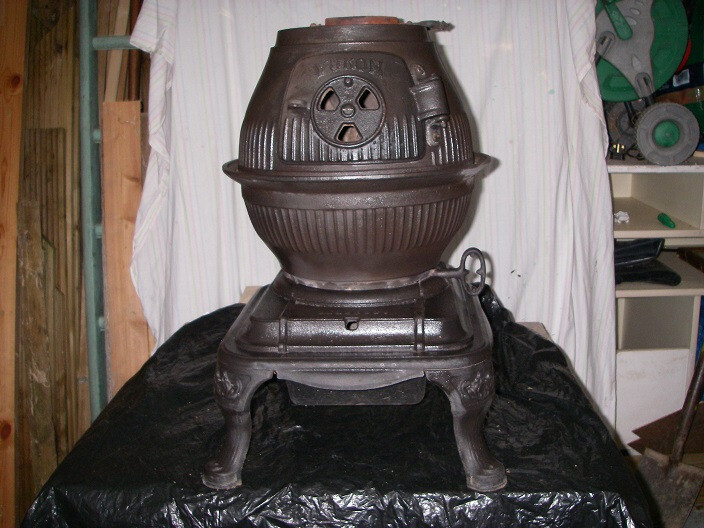Cast Iron Yukon Masport Pot Belly Wood Burning Stove in Beauly
