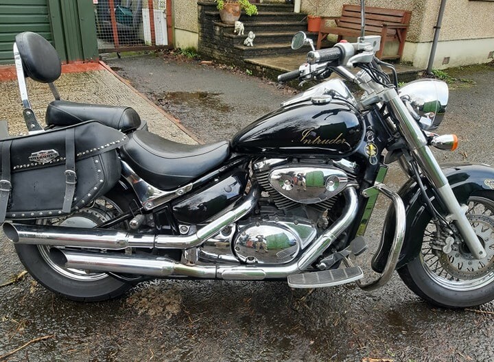 Suzuki intruder vl800