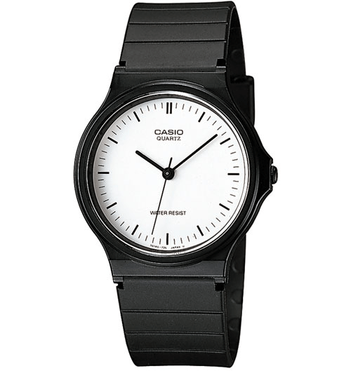 casio quartz resin casual watch