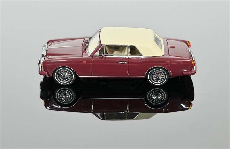 GFCC 1:64 1993 Rolls-Royce Corniche Drophead limited499