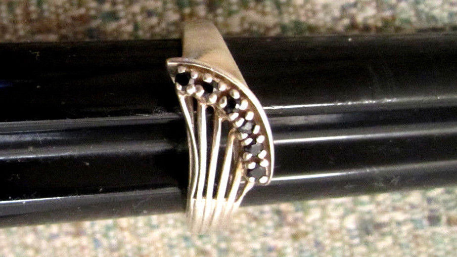 Sterling Silver Signed JED 925 Blue-Black Stones Curved Design Ring Size 10.25