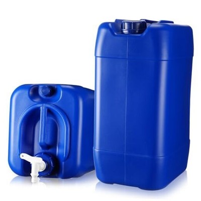 2 Tanks 5-Gallon Stackable Water Storage Containers with Lids and Spigot 