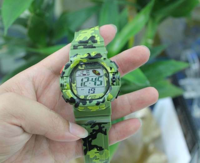 Orologio Sportivo Sanse S-607 Subacqueo Digitale Bambini Camouflage Verde lac