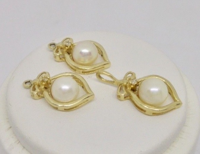 First Rate Designer 14K Gold Pearl & Diamond Enhancers with Matching Pendant