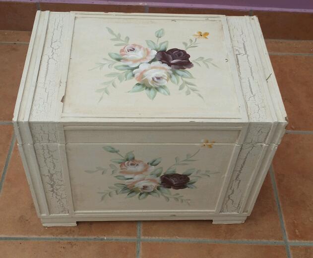 Lovely hand painted storage box from dunelm in Haydock, Merseyside