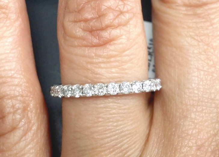 Pre-owned Handmade Deal 1.05ctw Natural Round Diamond Ladies Eternity Wedding Band Ring 14k Gold. In H