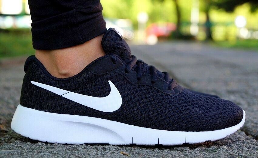 Nike Air Max 90 Gr. 40 Studio Fitness Walking Jogg Nike Air Max 90 Gr. 40 Studio Fitness Walking Jogg