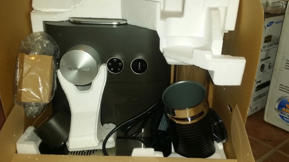 Nespresso Expert & Milk 7630047613661