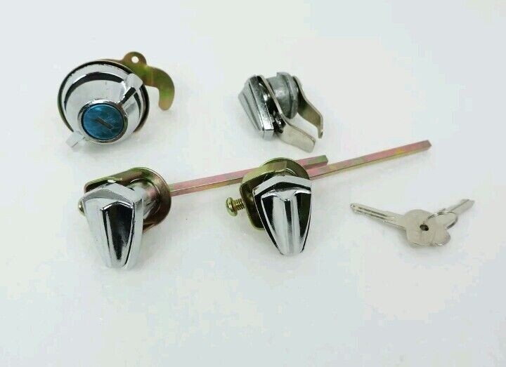 Schlosssatz Schloß Türschloss Wolga GAZ24 Volga M24