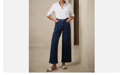 NWT Banana Republic High Rise Wide Crop Jeans ***Size 14***