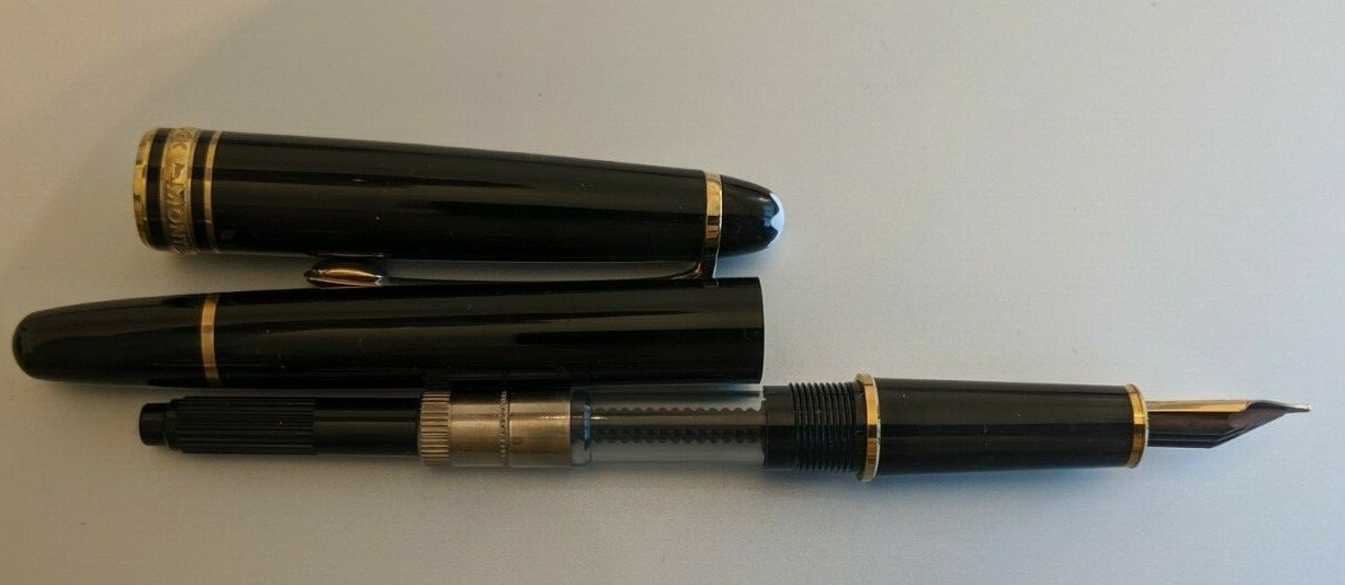 筆記具 80s MONTBLANC MEISTERSTUCK 146 4810 14k Montblanc Meisterstuck No.146 Fountain Pen w 4810 solid 14k