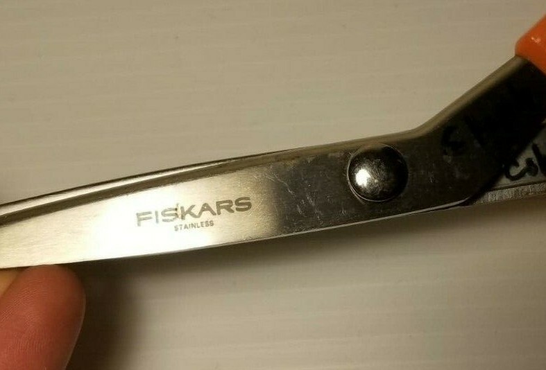 Vintage Fiskars Stainless Pinking Shears Sewing Scissors USA +/- 9