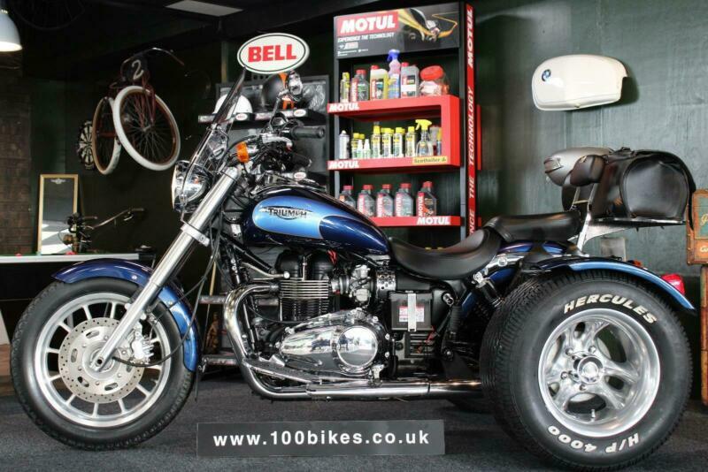 triumph america panniers