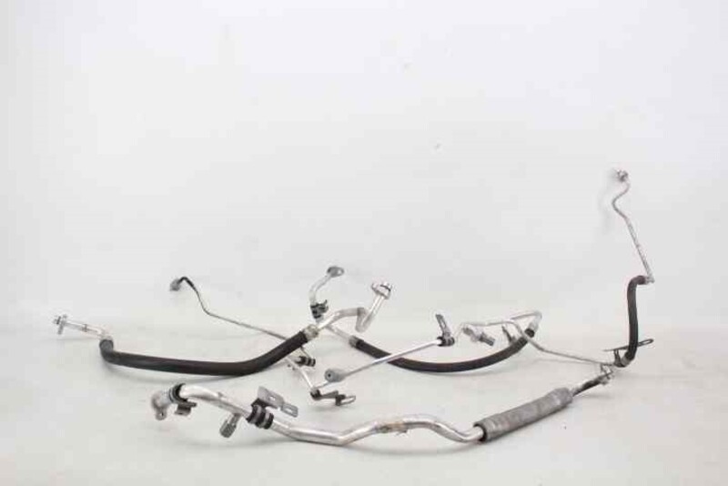 924902151r Tuyaux De Climatisation Pour Renault Megane Iv Break Fase I 267906