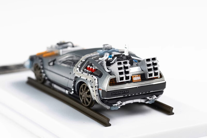 MJ Model x LMLF 1:64 DeLorean Time Machine Back To The