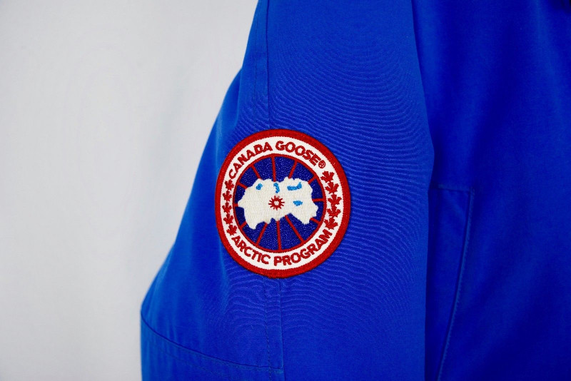 canada goose logo vrai canada goose logo vrai