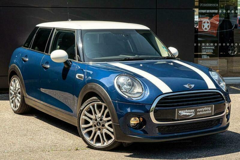 Mini hatch машина