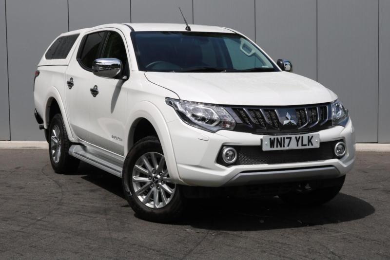 Mitsubishi l200 2017