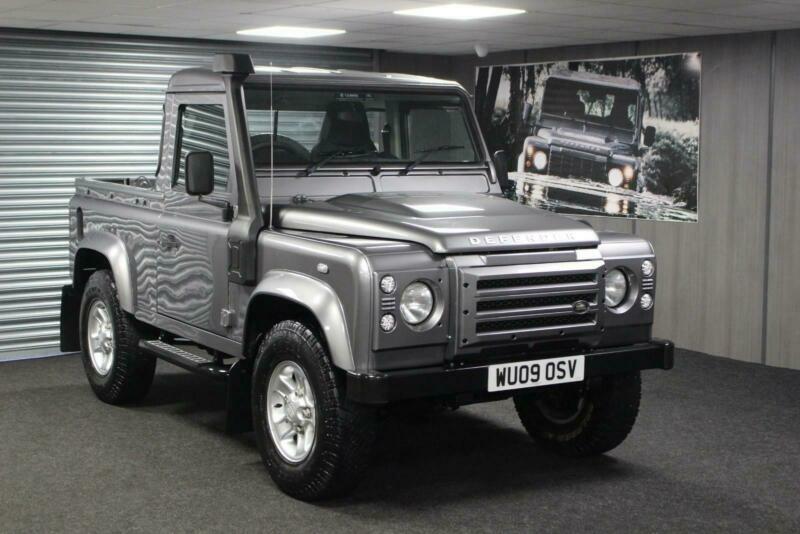 2009 09 Land Rover Defender 90 County 2.4Tdci Pick Up *STUNNING CONDITION FSH* in Wakefield